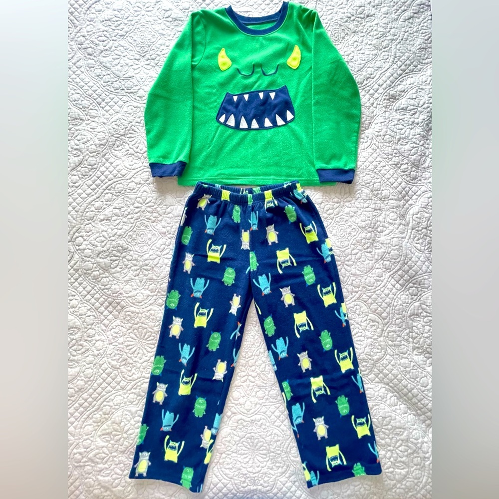 2 piece Carter’s Pajama